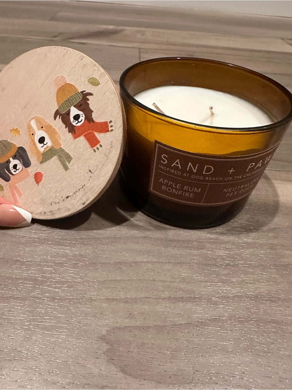 Apple Rum Bonfire Scented Candle — Amber sand and paws 🐾